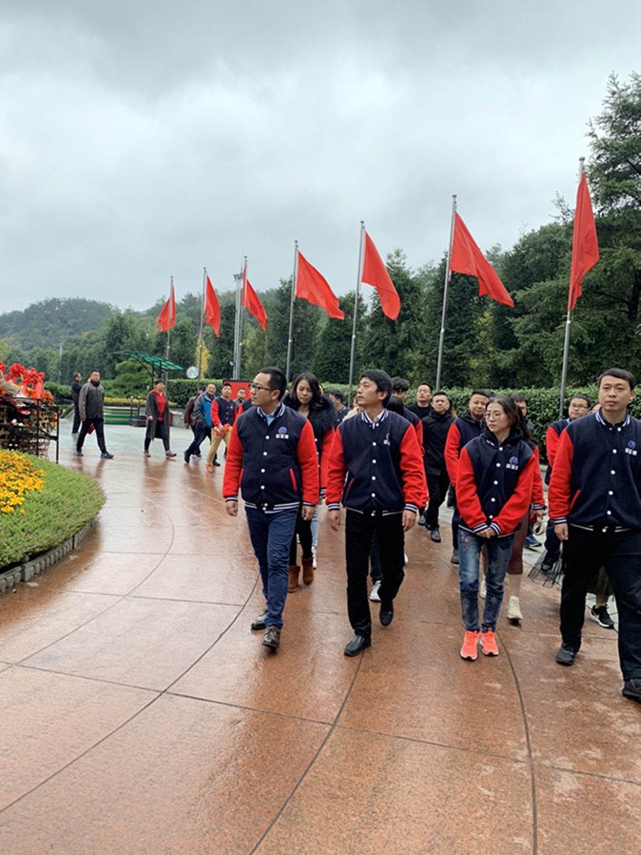 欧亚德集团2018长沙拓展训练图锦